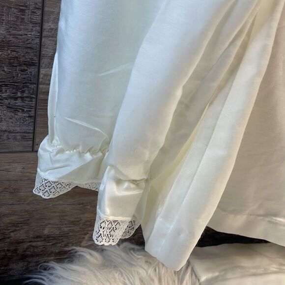 Vintage Repose Ladies Silk Like Pajama Set, Size 12-14, White and Pink, Floral - Picture 6 of 9